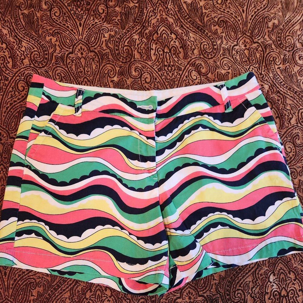 CROWN & IVY PATTERNED SHORTS